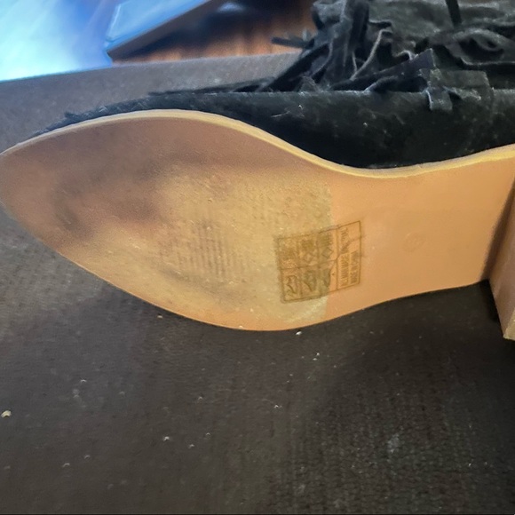 Women - Picture 3 of 8